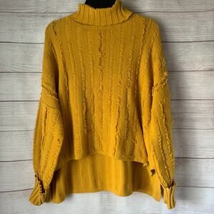 Gilli Yellow Turtleneck Sweater with Cuffed Long Sleeves High Low Size Medium